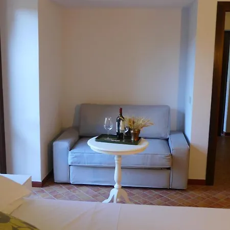 Chiosi Country Club Bed & Breakfast Corleone